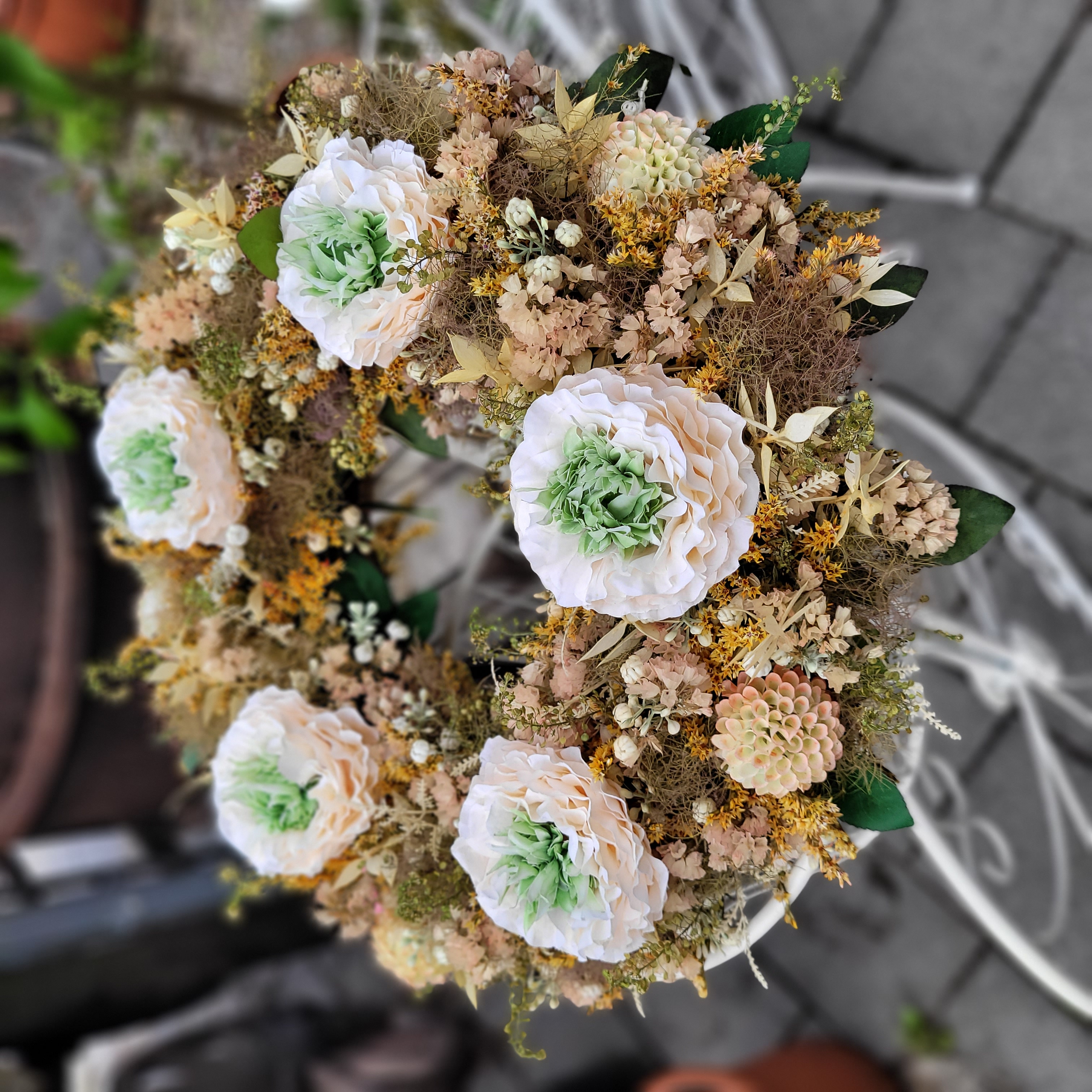 Blumenkranz * Grabschmuck * Trockenblumen * Urnenkranz