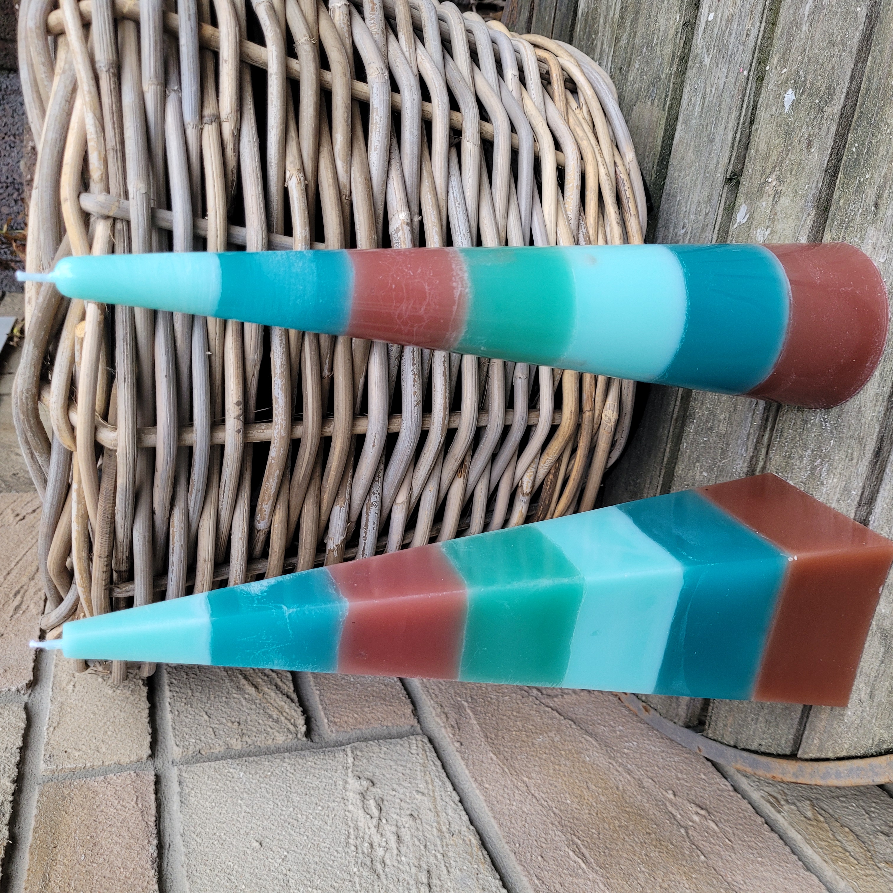 Pyramide * Kerze * Kegel * braun türkis mint